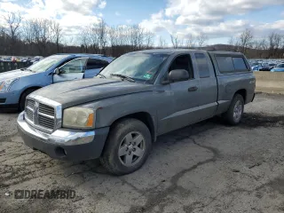 2005 Dodge Dakota SLT with VIN 1D7HW42N25S226141, listed as a Copart auction lot 51820955 with 144,988 mi miles and Clean Title. Bid and sale history available at carsss.com. Image 1.