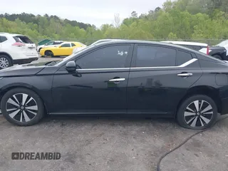 2019 Nissan Altima SV z VIN 1N4BL4DV2KC107748, wystawiony jako IAAI lot #41912040 z przebiegiem 157 226 mil mil oraz . Historia ofert i sprzedaży dostępna na DreamBid. Obrazek 14.