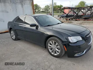 2017 Chrysler 300 Limited with VIN 2C3CCARG9HH582699, listed as a Copart auction lot 47643024 with 117,926 mi miles and Clean title. Bid and sale history available at DreamBid. Image 4.