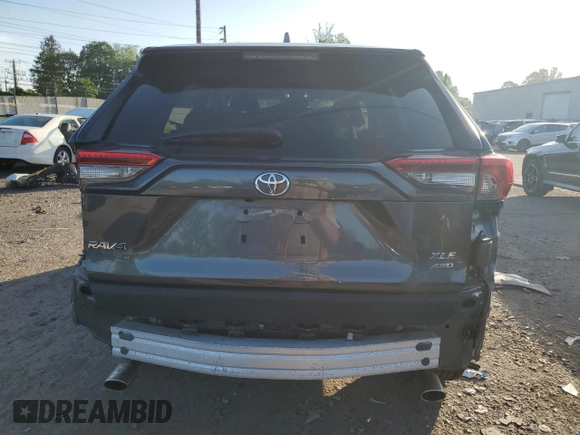 2022 Toyota RAV4 XLE with VIN 2T3P1RFV3NC265955, listed as a Copart auction lot 61557265 with 46,767 mi miles and Salvage title. Bid and sale history available at DreamBid. Image 6.