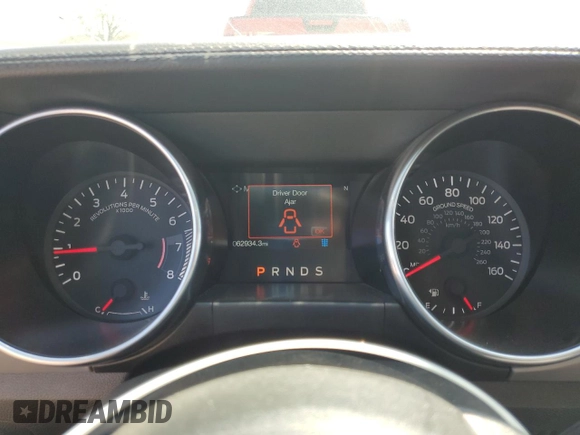 2020 Ford Mustang EcoBoost z VIN 1FATP8UH1L5185566, wystawiony jako Copart lot #56240345 z przebiegiem 62 934 mil mil oraz Szkoda całkowita • Salvage title. Historia ofert i sprzedaży dostępna na DreamBid. Obrazek 9.
