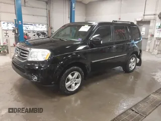 2012 Honda Pilot Touring with VIN 5FNYF4H91CB067014, listed as a IAAI auction lot 41749402 with 151,248 mi miles. Bid and sale history available at carsss.com. Image 17.