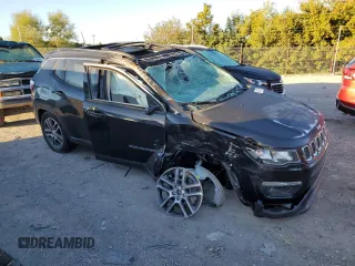 2019 Jeep Compass Altitude with VIN 3C4NJCBB4KT685886, listed as a Copart auction lot 74111314 with 24,455 mi miles and Salvage Title. Bid and sale history available at carsss.com. Image 4.
