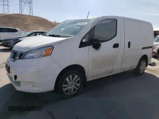 2017 Nissan NV200 SV z VIN 3N6CM0KN5HK697922, wystawiony jako Copart lot #48168745 z przebiegiem 115 116 mil mil oraz Szkoda całkowita • Salvage title. Historia ofert i sprzedaży dostępna na DreamBid. Obrazek 1.