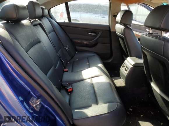 2010 BMW 3 Series 328i xDrive with VIN WBAPK5C53AA652598, listed as a Copart auction lot 47197645 with 127,979 mi miles and Salvage title. Bid and sale history available at DreamBid. Image 11.