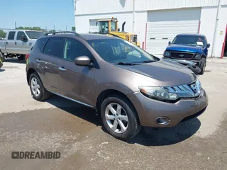 2009 Nissan Murano SL z VIN JN8AZ18U89W011902, wystawiony jako IAAI lot #42282081 z przebiegiem 127 704 mil mil oraz . Historia ofert i sprzedaży dostępna na DreamBid. Obrazek 1.
