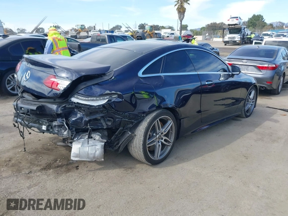2018 Mercedes-Benz E-Class E 400 with VIN WDD1J6FB9JF067942, listed as a IAAI auction lot 41635911 with 38,478 mi miles. Bid and sale history available at carsss.com. Image 4.