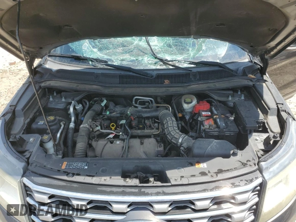 2016 Ford Explorer XLT z VIN 1FM5K8DH6GGD33380, wystawiony jako Copart lot #57583655 z przebiegiem 162 692 mil mil oraz Szkoda całkowita • Salvage title. Historia ofert i sprzedaży dostępna na DreamBid. Obrazek 11.