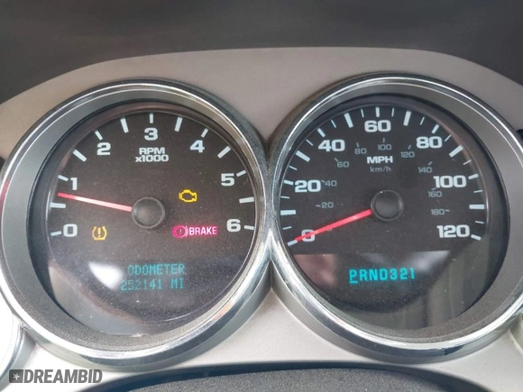 2008 Chevrolet Silverado 1500 LTZ with VIN 3GCEC13J68G145249, listed as a IAAI auction lot 41927560 with 252,141 mi miles. Bid and sale history available at carsss.com. Image 7.