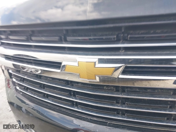 2021 Chevrolet Tahoe LT with VIN 1GNSCNKD8MR248213, listed as a IAAI auction lot 41173322 with 121,393 mi miles. Bid and sale history available at carsss.com. Image 21.