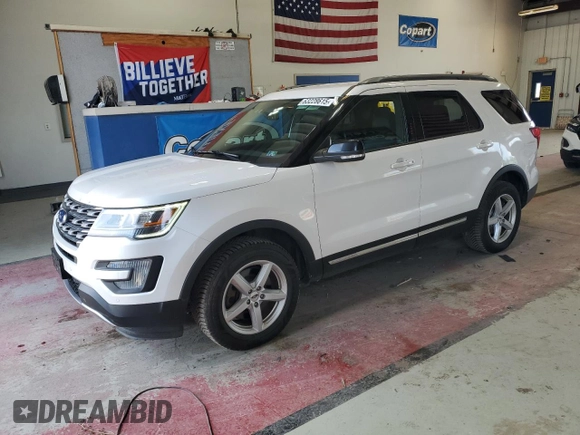2017 Ford Explorer XLT z VIN 1FM5K8D89HGD10533, wystawiony jako Copart lot #63228615 z przebiegiem 134 917 mil mil oraz Szkoda całkowita • Salvage title. Historia ofert i sprzedaży dostępna na DreamBid. Obrazek 1.