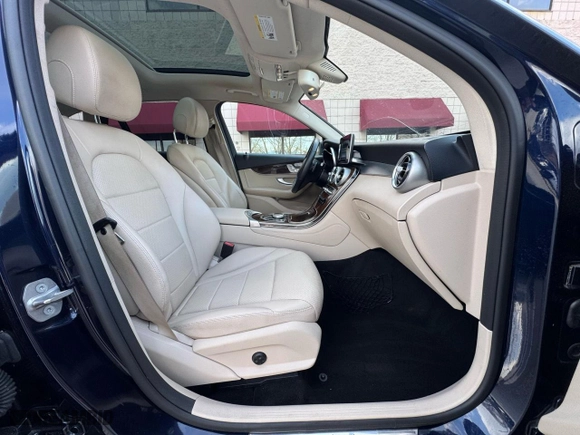 2018 Mercedes-Benz GLC with VIN WDC0G4JB4JV036145, listed as a Copart auction lot 51081175 with 130,136 mi miles and Clean Title. Bid and sale history available at carsss.com. Image 5.