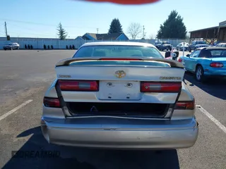 1998 Toyota Camry LE z VIN JT2BG22K3W0151088, wystawiony jako IAAI lot #41429977 z przebiegiem 435 394 mil mil oraz . Historia ofert i sprzedaży dostępna na DreamBid. Obrazek 16.