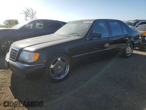 1999 Mercedes-Benz S-Class with VIN WDBGA51G1XA424990, listed as a Copart auction lot 89411825 with 160,021 mi miles and Salvage Title. Bid and sale history available at carsss.com. Image 1.