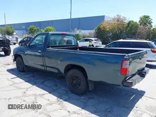 1996 Toyota T100 z VIN JT4JM11D2T0010937, wystawiony jako IAAI lot #42344646 z przebiegiem 332 400 mil mil oraz . Historia ofert i sprzedaży dostępna na DreamBid. Obrazek 3.