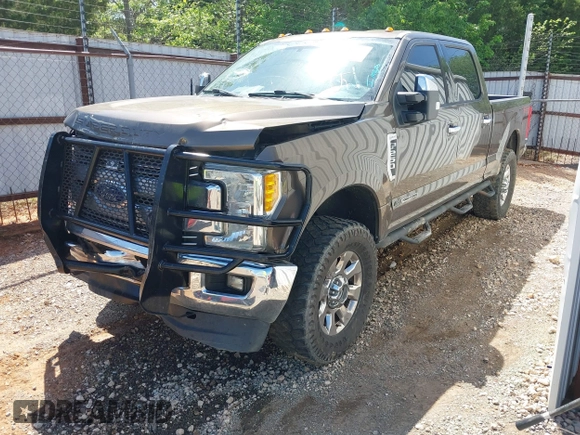 2017 Ford F-250 Lariat z VIN 1FT7W2BTXHEB51281, wystawiony jako IAAI lot #42094810 z przebiegiem 120 633 mil mil oraz . Historia ofert i sprzedaży dostępna na DreamBid. Obrazek 17.