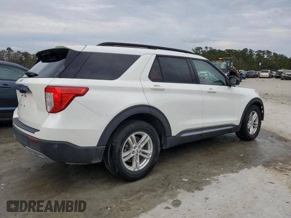 2023 Ford Explorer XLT with VIN 1FMSK7DH4PGA38145, listed as a Copart auction lot 44992815 with 44,351 mi miles and Salvage Title. Bid and sale history available at carsss.com. Image 3.