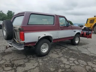 1996 Ford Bronco Custom with VIN 1FMEU15H7TLB67596, listed as a Copart auction lot 64772695 with 125,576 mi miles and Clean title. Bid and sale history available at DreamBid. Image 3.