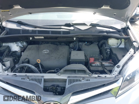 2020 Toyota Sienna XLE Auto Access Seat with VIN 5TDYZ3DC8LS029598, listed as a IAAI auction lot 42141922 with 47,347 mi miles and . Bid and sale history available at DreamBid. Image 10.