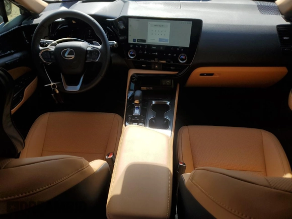 2025 Lexus NX 350h Premium z VIN JTJGKCEZ5S2054173, wystawiony jako Copart lot #55588475 z przebiegiem 411 mil mil oraz Szkoda całkowita • Salvage title. Historia ofert i sprzedaży dostępna na DreamBid. Obrazek 8.