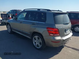 2014 Mercedes-Benz GLK 350 z VIN WDCGG8JB7EG223279, wystawiony jako IAAI lot #42207080 z przebiegiem 86 654 mil mil oraz . Historia ofert i sprzedaży dostępna na DreamBid. Obrazek 3.