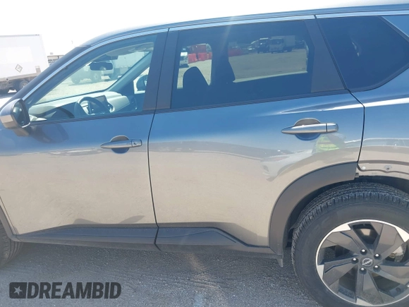 2024 Nissan Rogue SV with VIN 5N1BT3BA5RC716116, listed as a IAAI auction lot 42075771 with 27,714 mi miles and . Bid and sale history available at carsss.com. Image 14.