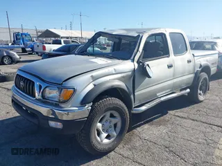 2001 Toyota Tacoma PreRunner z VIN 5TEGN92N51Z804874, wystawiony jako IAAI lot #41861876 z przebiegiem 201 333 mil mil oraz . Historia ofert i sprzedaży dostępna na DreamBid. Obrazek 2.