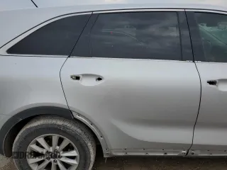 2019 Kia Sorento L with VIN 5XYPG4A31KG464406, listed as a Copart auction lot 89366145 with 153,046 mi miles and Clean Title. Bid and sale history available at DreamBid. Image 11.