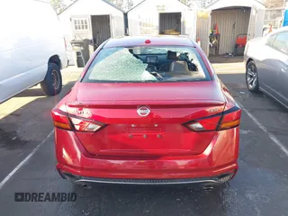 2019 Nissan Altima 2.5 SR with VIN 1N4BL4CV8KC203692, listed as a IAAI auction lot 41780529 with 158,345 mi miles. Bid and sale history available at carsss.com. Image 15.