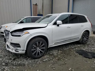 2025 Volvo XC90 Core z VIN YV4M12PJ1S1338770, wystawiony jako Copart lot #44923915 z przebiegiem 823 mil mil oraz Czysty tytuł • Clean title. Historia ofert i sprzedaży dostępna na DreamBid. Obrazek 1.
