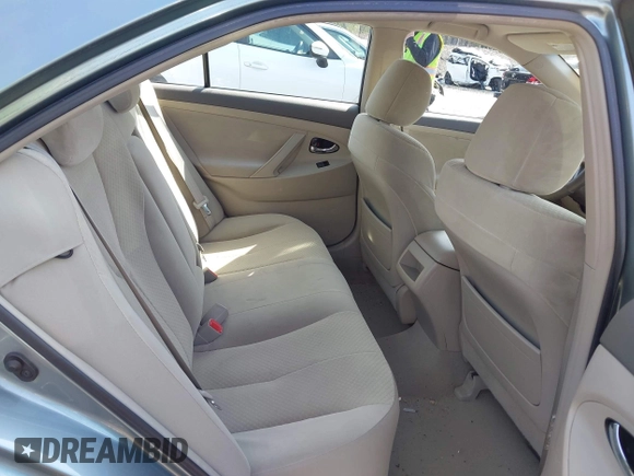 2007 Toyota Camry CE with VIN 4T1BE46K07U690521, listed as a IAAI auction lot 42070933 with 171,758 mi miles. Bid and sale history available at carsss.com. Image 8.