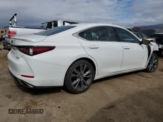 2019 Lexus ES with VIN 58ABZ1B17KU007408, listed as a Copart auction lot 46005325 with 50,084 mi miles and Salvage Title. Bid and sale history available at carsss.com. Image 3.