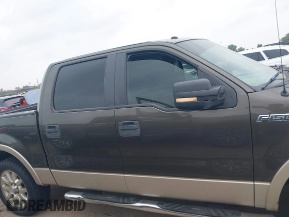 2008 Ford F-150 XLT z VIN 1FTPW12V98FA17013, wystawiony jako IAAI lot #42297759 z przebiegiem 149 487 mil mil oraz . Historia ofert i sprzedaży dostępna na DreamBid. Obrazek 13.