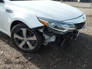 2019 Kia Optima LX with VIN 5XXGT4L31KG334865, listed as a IAAI auction lot 41044256 with 54,717 mi miles. Bid and sale history available at carsss.com. Image 18.