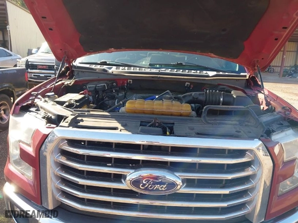 2015 Ford F-150 XLT w/HD Payload Pkg with VIN 1FTFW1EF1FKD01157, listed as a IAAI auction lot 41788959 with 268,606 mi miles. Bid and sale history available at carsss.com. Image 10.