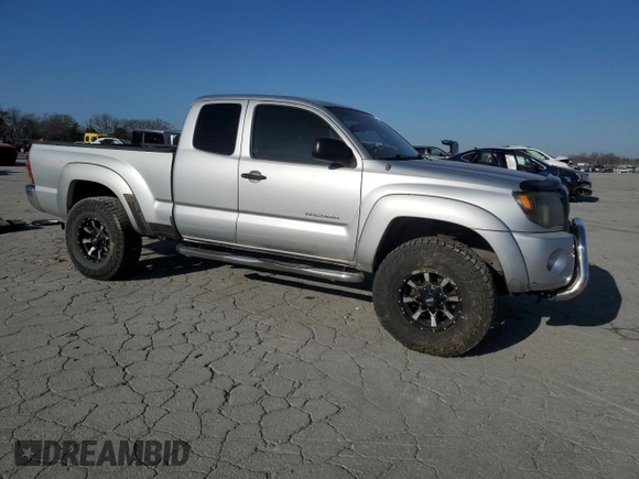 2007 Toyota Tacoma PreRunner z VIN 5TETU62N27Z373595, wystawiony jako Copart lot #48317165 z przebiegiem 169 473 mil mil oraz Szkoda całkowita • Salvage title. Historia ofert i sprzedaży dostępna na DreamBid. Obrazek 4.