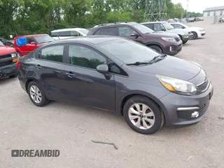 2016 Kia Rio EX z VIN KNADN4A35G6642897, wystawiony jako IAAI lot #42361410 z przebiegiem 135 716 mil mil oraz . Historia ofert i sprzedaży dostępna na DreamBid. Obrazek 1.