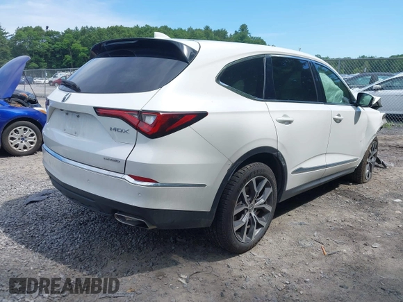 2024 Acura MDX Technology with VIN 5J8YE1H49RL000786, listed as a IAAI auction lot 42617133 with 40,667 mi miles and . Bid and sale history available at DreamBid. Image 4.