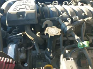 2005 Toyota Tundra Limited с VIN 5TBDT48185S490150, выставлен на аукционе IAAI как лот 43476350 с пробегом 285 794 миль миль и . История ставок и продаж доступна на DreamBid. Изображение 19.