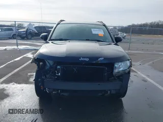 2016 Jeep Compass Latitude with VIN 1C4NJCEA5GD803959, listed as a IAAI auction lot 41443900 with 97,916 mi miles and . Bid and sale history available at DreamBid. Image 13.