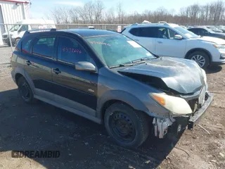 2006 Pontiac Vibe with VIN 5Y2SL65806Z412621, listed as a IAAI auction lot 41932646 with 199,690 mi miles. Bid and sale history available at carsss.com. Image 1.