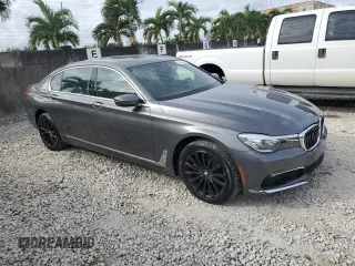 2017 BMW 7 Series 740e xDrive iPerformance with VIN WBA7J2C38HG497702, listed as a Copart auction lot 78249674 with 32,068 mi miles and Clean Title. Bid and sale history available at carsss.com. Image 4.