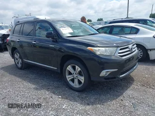 2013 Toyota Highlander Limited с VIN 5TDDK3EH6DS215784, выставлен на аукционе IAAI как лот 42741791 с пробегом 106 440 миль миль и . История ставок и продаж доступна на DreamBid. Изображение 1.