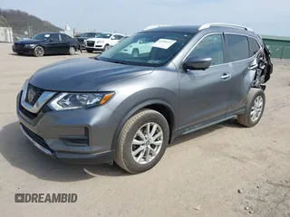 2018 Nissan Rogue SV z VIN KNMAT2MV7JP557753, wystawiony jako IAAI lot #41999721 z przebiegiem 45 130 mil mil oraz . Historia ofert i sprzedaży dostępna na DreamBid. Obrazek 18.