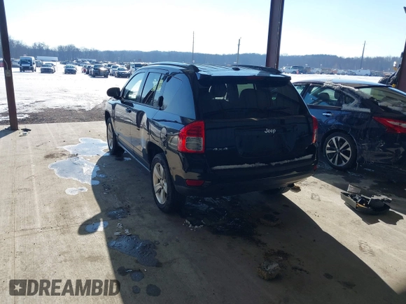 2013 Jeep Compass Sport with VIN 1C4NJDBB7DD271922, listed as a IAAI auction lot 41389045 with 26,886 mi miles. Bid and sale history available at carsss.com. Image 3.