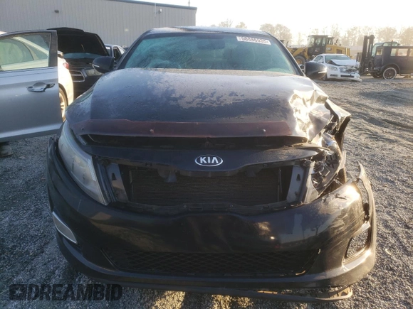 2014 Kia Optima LX z VIN 5XXGM4A71EG277249, wystawiony jako Copart lot #50886935 z przebiegiem 174 002 mil mil oraz Szkoda całkowita • Salvage title. Historia ofert i sprzedaży dostępna na DreamBid. Obrazek 5.