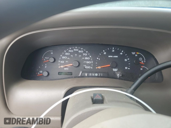 2003 Ford Excursion Limited с VIN 1FMNU43S53EC79513, выставлен на аукционе Copart как лот 72017454 с пробегом Не указан миль и Списание • Salvage title. История ставок и продаж доступна на DreamBid. Изображение 9.