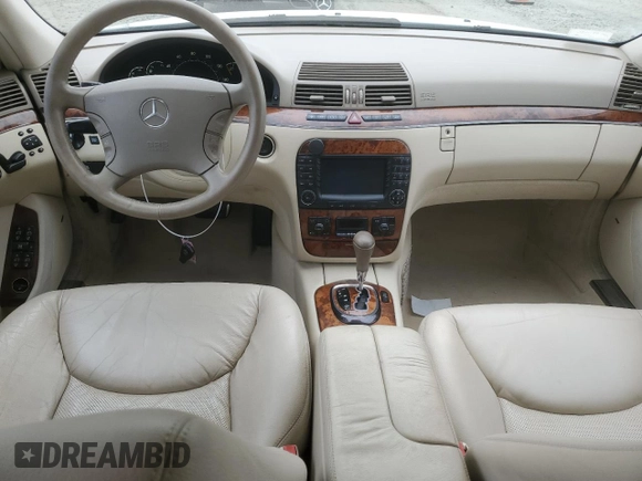 2006 Mercedes-Benz S-Class 4.3L with VIN WDBNG70J46A474165, listed as a Copart auction lot 71414334 with 152,755 mi miles and Salvage Title. Bid and sale history available at carsss.com. Image 8.