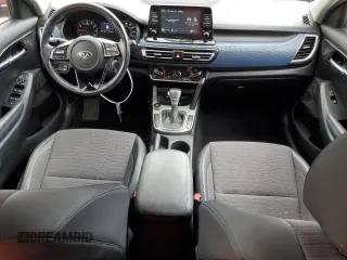 2021 Kia Seltos S z VIN KNDEU2AA4M7199712, wystawiony jako Copart lot #50824765 z przebiegiem 40 455 mil mil oraz Szkoda całkowita • Salvage title. Historia ofert i sprzedaży dostępna na DreamBid. Obrazek 8.