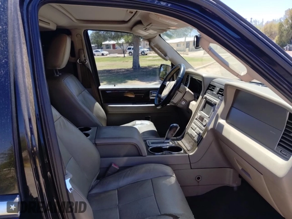 2009 Lincoln Navigator with VIN 5LMFU28589EJ01841, listed as a Copart auction lot 54576035 with 237,687 mi miles and Clean title. Bid and sale history available at DreamBid. Image 5.